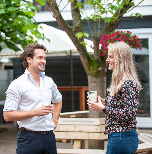 man-vrouw-lachen